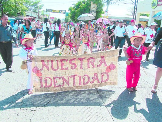Centros de prebásica inauguraron los desfiles del 194 aniversario