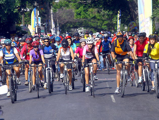 La vuelta ciclística: espíritu deportivo y trabajo en equipo