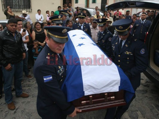 Amarga y solemne despedida para el soñador piloto de Sabanagrande