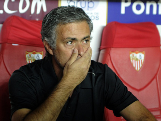 Mourinho tras la derrota: 'En este momento no tengo equipo'