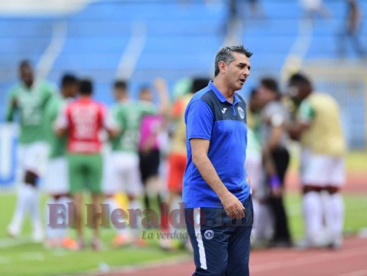 El homenaje a Chelato, Mayorquín comiendo tajaditas; el enfado de Diego y el cariñito de Vargas a Mario