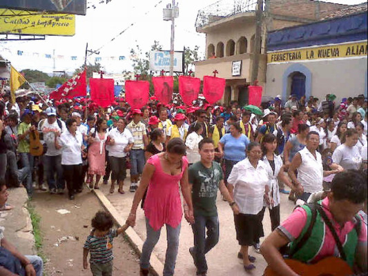 Culmina peregrinación juvenil exigiendo una sociedad más justa