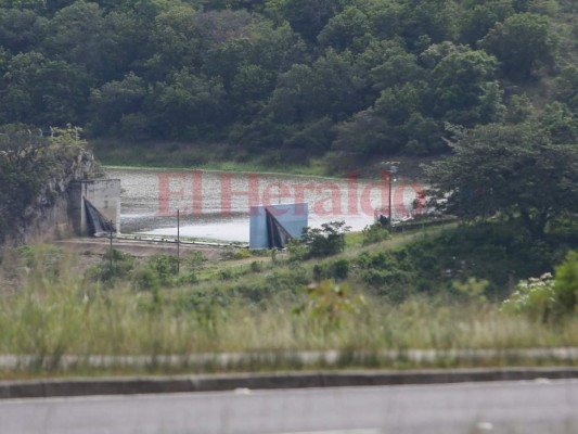 Autoridades del SANAA garantizan suministro de agua en Navidad en Tegucigalpa