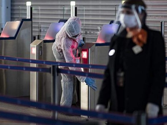 ¿Cómo será viajar en avión tras la pandemia del coronavirus?  