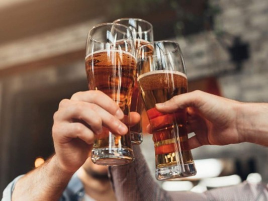 Normalizar dolores, consumir limón y evitar el gluten: 15 mitos comunes sobre la alimentación saludable