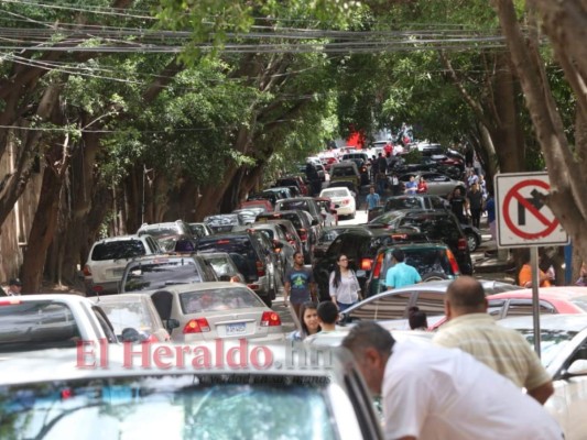 Honduras: Fotos muestran caos e incertidumbre por apagón nacional