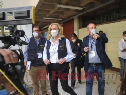 Jefa de la MOE de Unión Europea realizó recorrido por las urnas de la UNAH