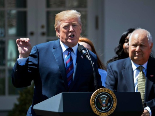 Donald Trump vuelve a arremeter contra el exjefe del FBI James Comey&nbsp;&nbsp;