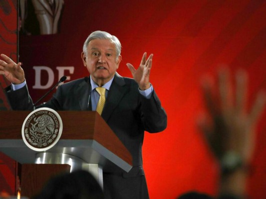 México dispuesto a mediar en crisis venezolana si lo piden gobierno y oposición