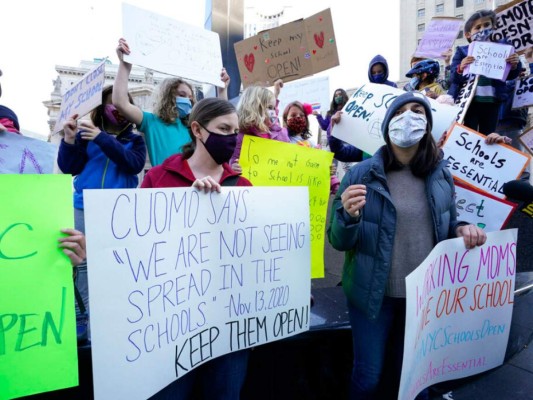 Polémica por cierre de escuelas en NYC cuando los bares siguen abiertos&nbsp;&nbsp;