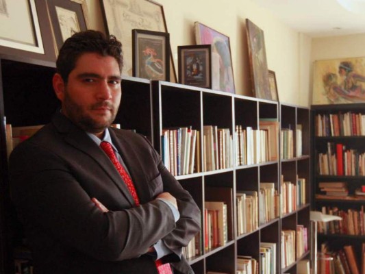 El cisne negro de la poesía hondureña&nbsp;&nbsp;