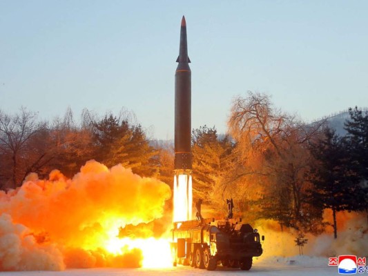 Corea del Norte asegura haber probado con éxito un misil hipersónico
