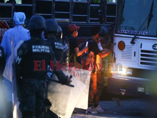 FOTOS: Para evitar Covid-19, hondureños deportados fueron aislados