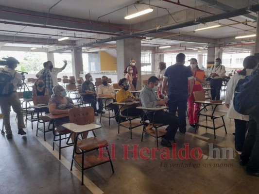 Secretaría de Salud suspende ensayo de cruce de vacunas de la UNAH