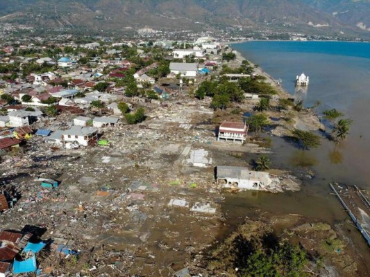 15 imágenes para recordar los 15 años del devastador tsunami en Indonesia