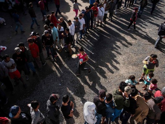 El fenómeno de la caravana migrante se repite en al menos cinco regiones del mundo