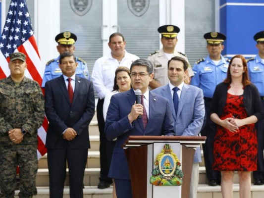 Honduras está lista para trabajar con Estados Unidos contra maras, dice Juan Orlando Hernández