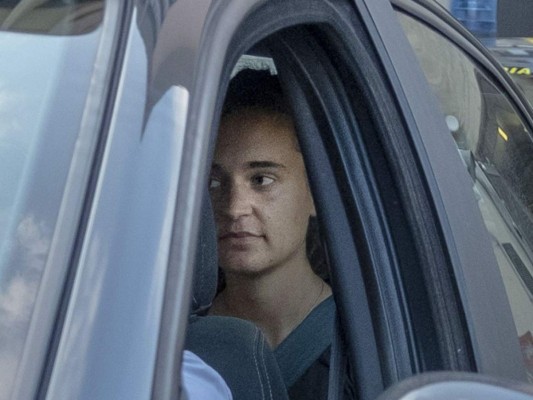 Capitana de barco con migrantes detenida en Italia: 'No fue un acto de violencia, solo de desobediencia'