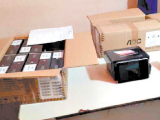 Cae funcionaria de Educación implicada en hurto de tablets