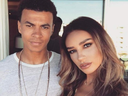 Escándalo sexual envuelve a joven estrella de la selección de Inglaterra