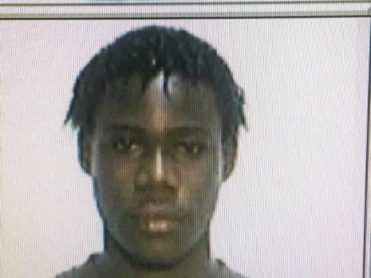 Rubilio Castillo visitó la tumba de su hermano tras cumplirle la promesa de quedar campeón con Motagua