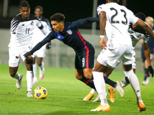Estados Unidos golea 6-2 a Panamá en amistoso con gol del prometedor Reyna