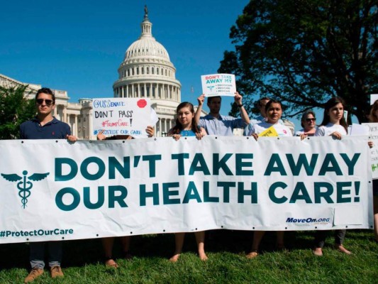 Cámara baja aprueba proyecto para fortalecer Obamacare