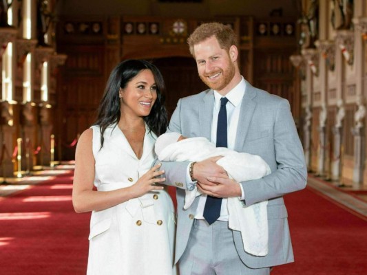 Meghan Markle felicitó a las madres en su día con una tierna foto de su hijo