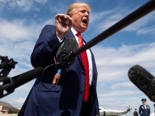 Círculo de Trump sale a su rescate en medio del escándalo ucraniano&nbsp;&nbsp;