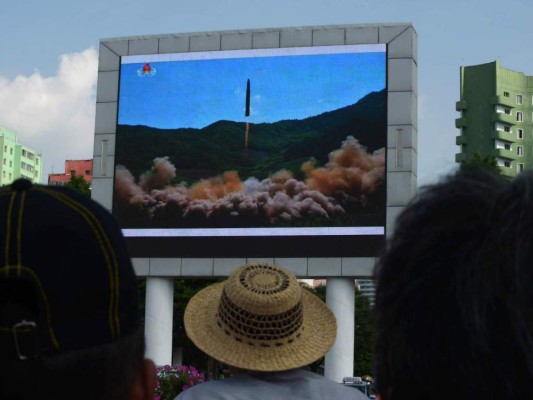 Militar asegura que Pyongyang tiene capacidad de alcanzar con misil a EEUU