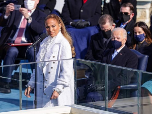 Jennifer López y su canto de inclusión en la investidura de Biden
