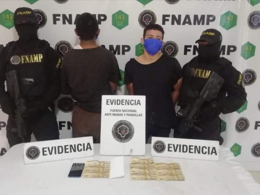 Caen tres presuntos criminales durante operativos en la capital