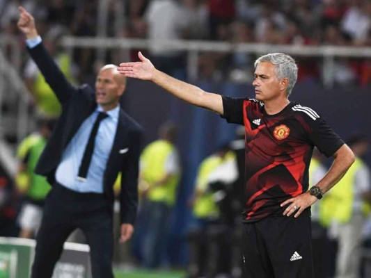 José Mourinho, satisfecho con su equipo pese a la derrota frente al Madrid&nbsp;&nbsp;