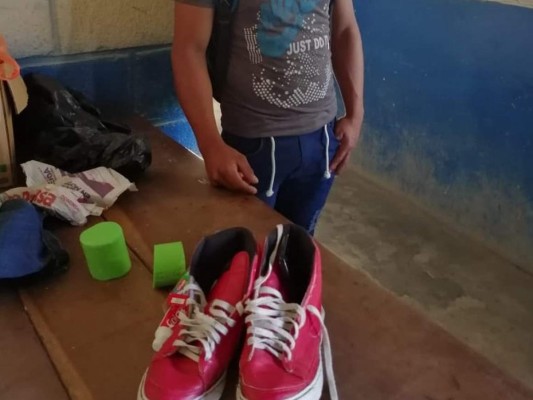 Hombre pretendía introducir droga a la cárcel dentro de sus tenis&nbsp;