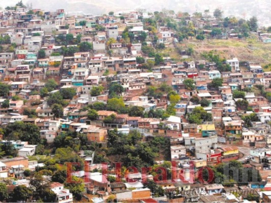 Descontento social aumentó con el covid-19, advierte el Banco Interamericano de Desarrollo (BID)