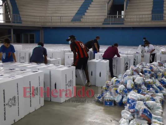 Bajo completa normalidad llegaron 3,345 maletas electorales a Cortés (Fotos)