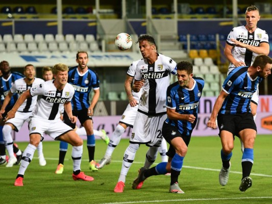 El Milan aleja a la Roma de la Liga de Campeones