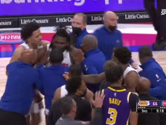 Las peleas y agresiones más infames en la historia del deporte (Fotos)