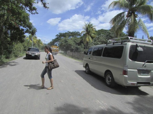 Vecinos de Güinope piden retomar proyecto de pavimentación de calle