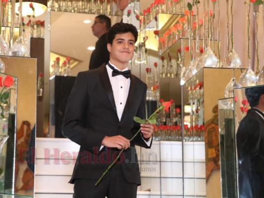 FOTOS: Elegancia y estilo en la Prom 2019 de la Americana
