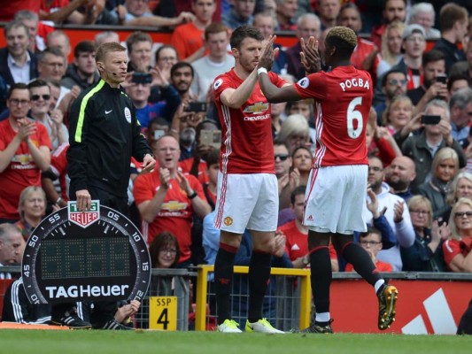 Mourinho, picante pero más sosegado, quiere cerrar el año con la Europa League