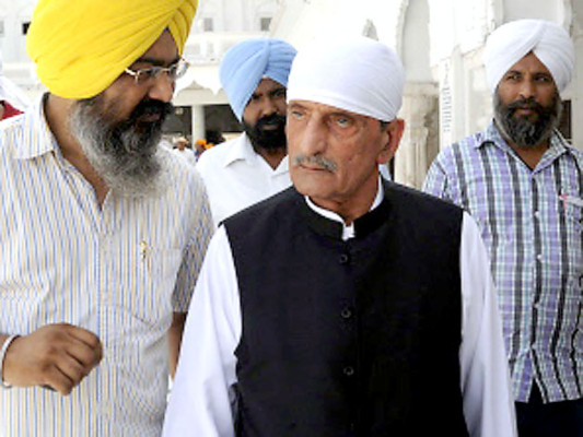 Recompensa por muerte de director de video que difama a Mahoma