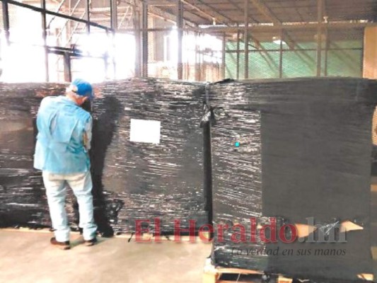 Desde Polonia llegan las primeras 710 mil tarjetas de identidad al país