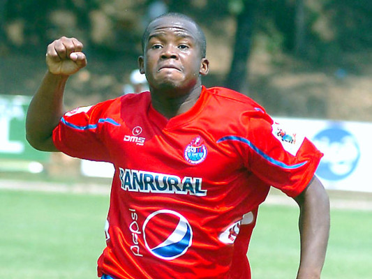 Futbolistas hondureños se accidentan en Guatemala