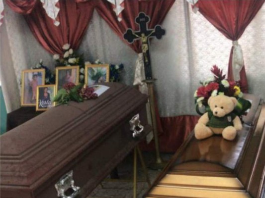 Último adiós a madre que murió carbonizada junto a sus hijos en El Progreso&nbsp;&nbsp;