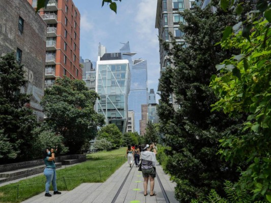 Disminuyen hospitalizados por coronavirus en Nueva York