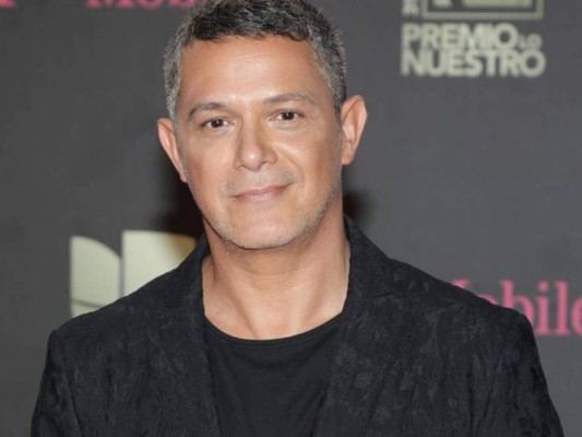 Alejandro Sanz contesta tierno mensaje a niña con acondroplasia