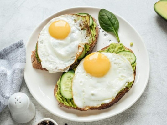 Normalizar dolores, consumir limón y evitar el gluten: 15 mitos comunes sobre la alimentación saludable