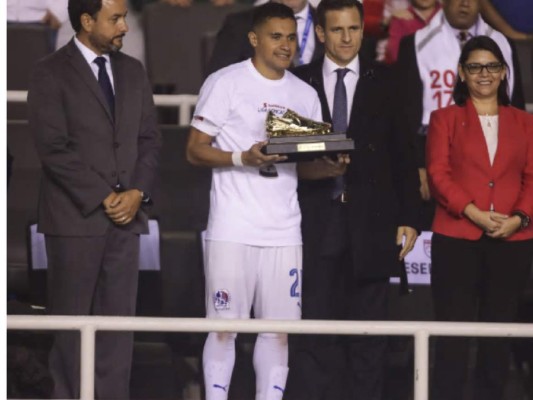 Olimpia arrasó con los premios en la Concacaf League&nbsp;&nbsp;
