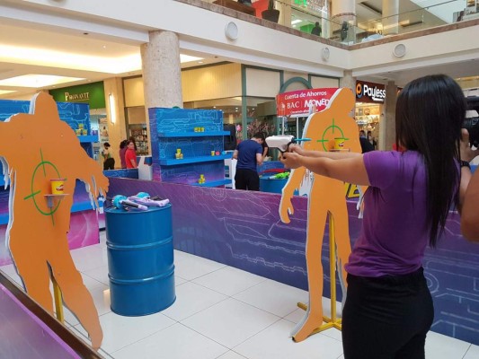 Diversión y adrenalina en la Zona Nerf de Multiplaza